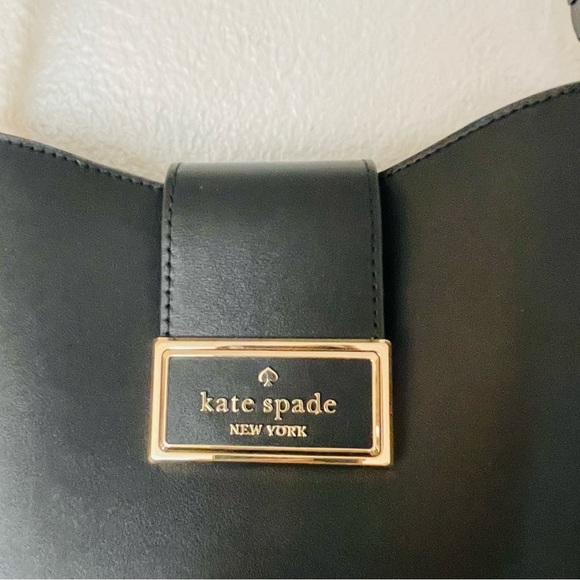 NWT Kate Spade Reegan Bucket Bag Smooth Leather - Black/Gold $459 Retail - Picture 6 of 12